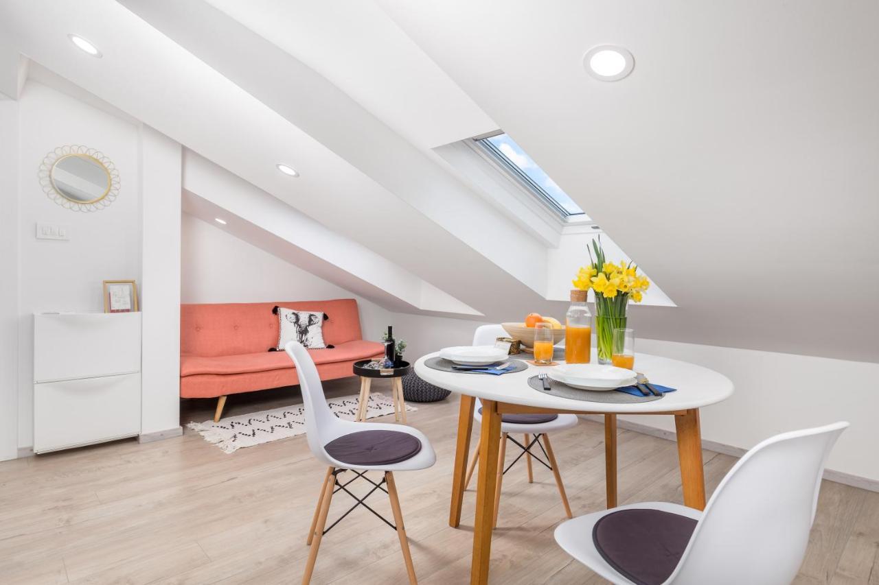 Bella Ciao Apartments Rijeka Exteriör bild