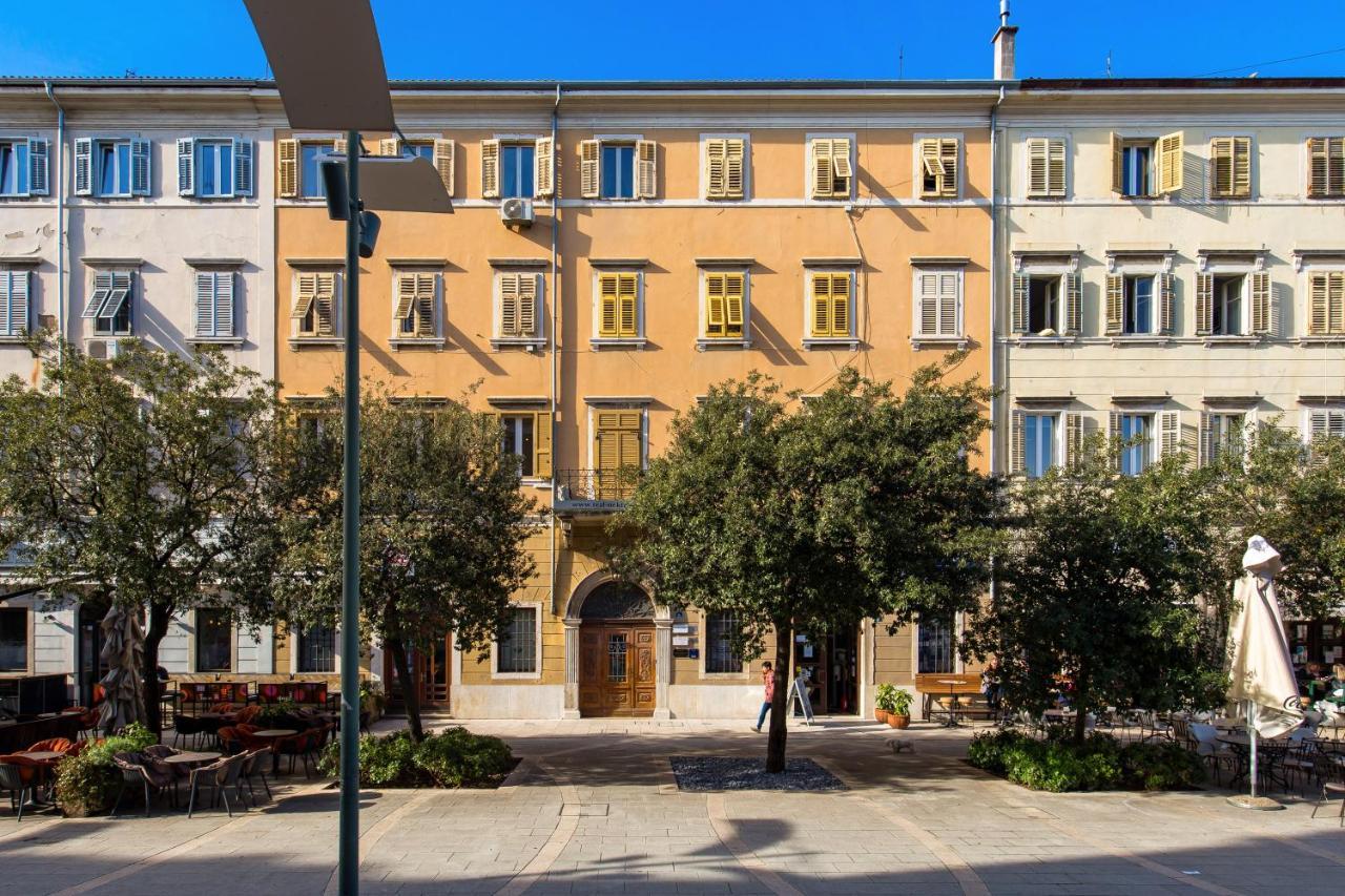 Bella Ciao Apartments Rijeka Exteriör bild