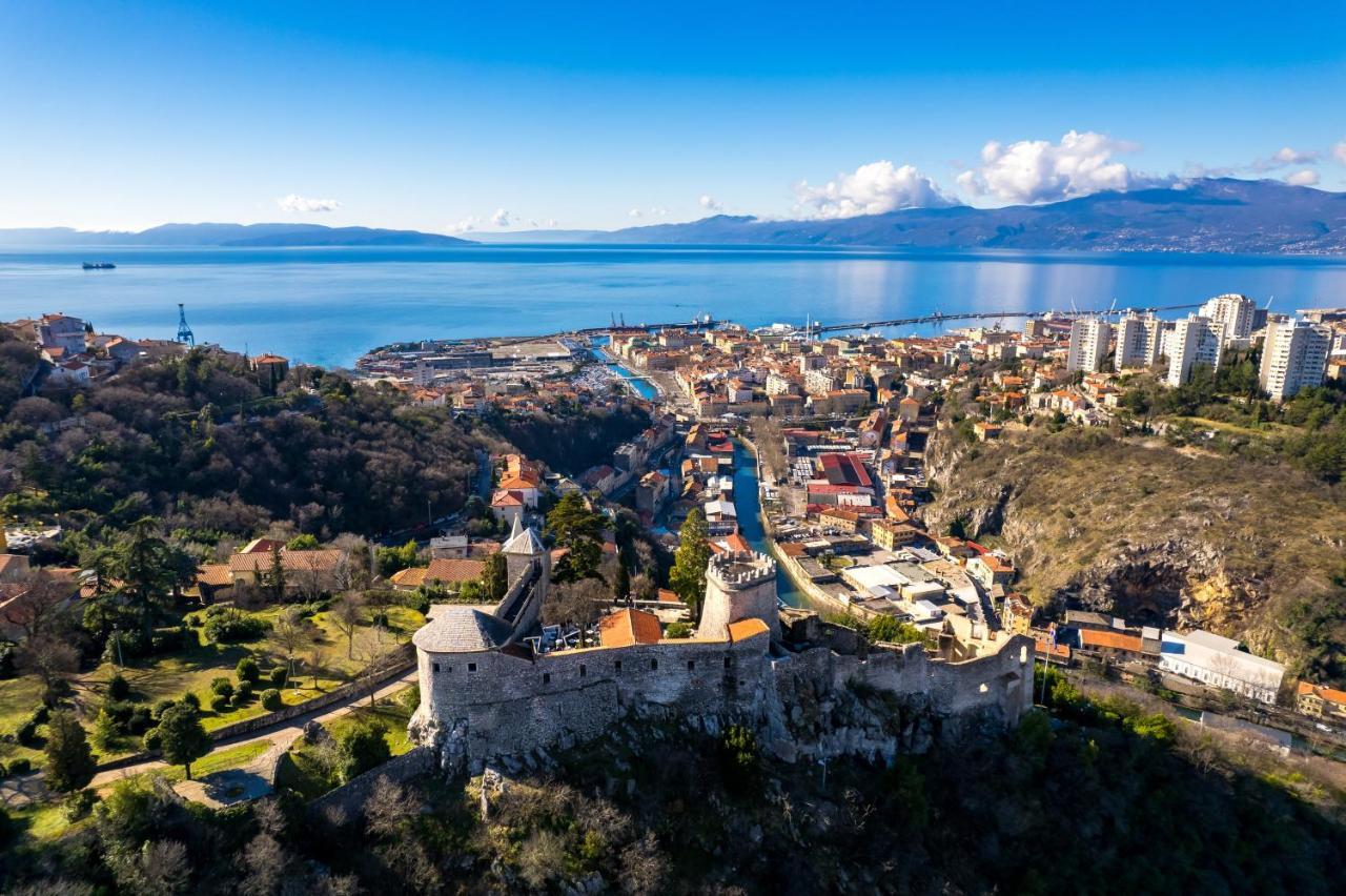Bella Ciao Apartments Rijeka Exteriör bild