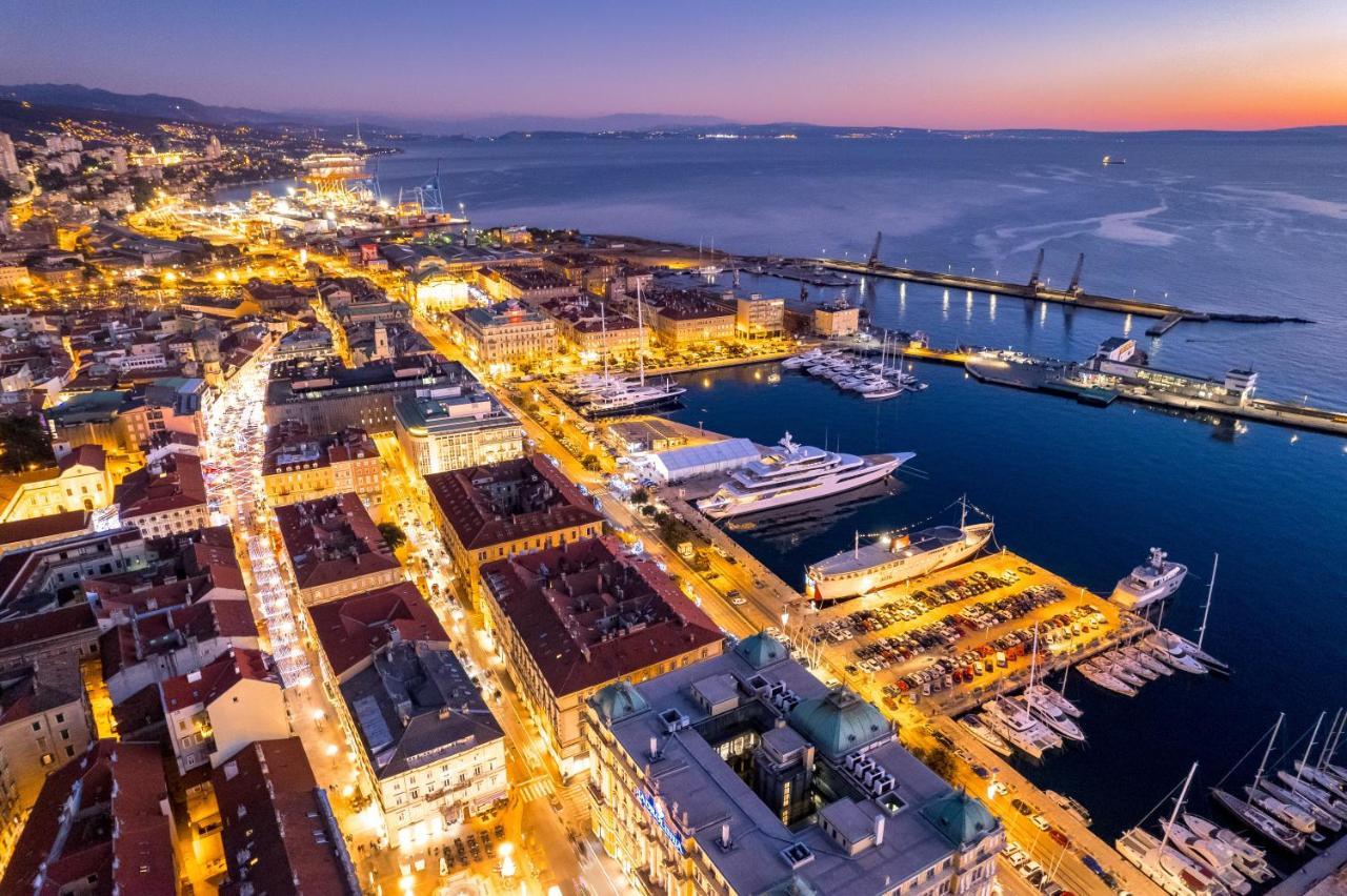 Bella Ciao Apartments Rijeka Exteriör bild