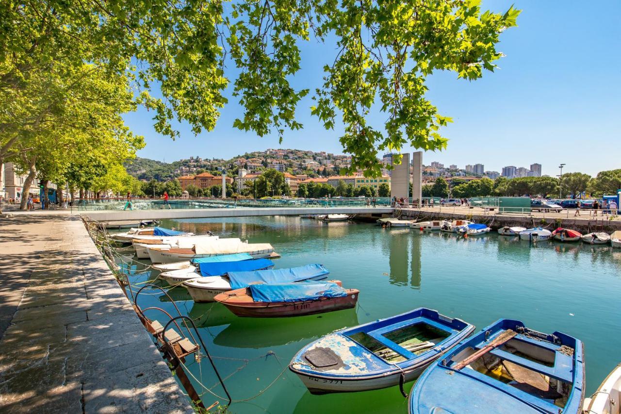 Bella Ciao Apartments Rijeka Exteriör bild